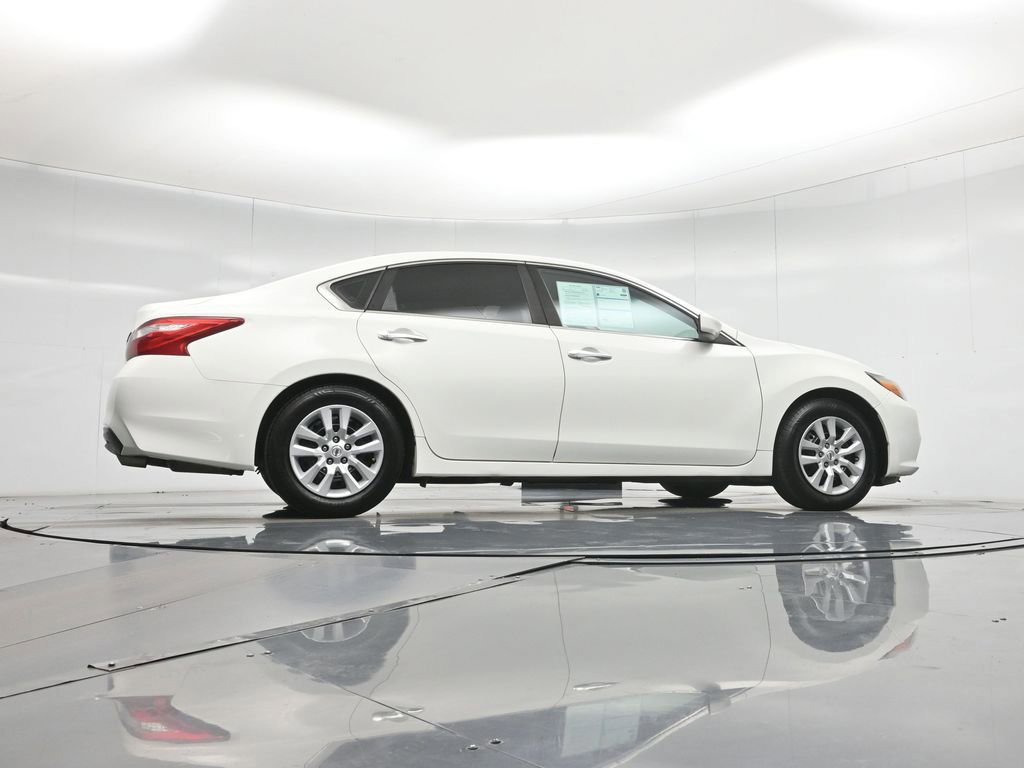 Used 2017 Nissan Altima 2.5 S w/ Power Driver Seat Package image 17