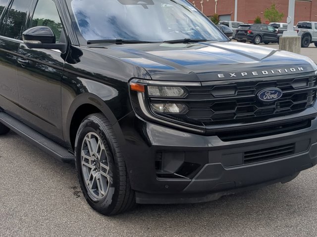 Certified 2025 Ford Expedition Max Active RWD image 10