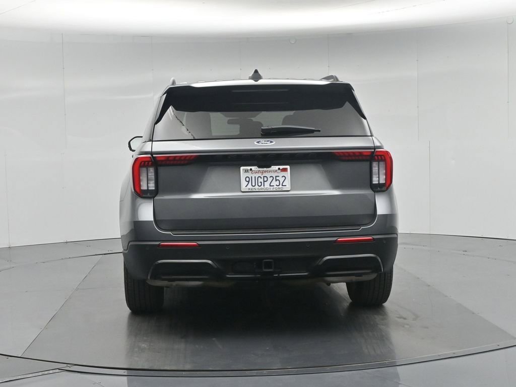 Certified 2025 Ford Explorer ST-Line RWD image 34