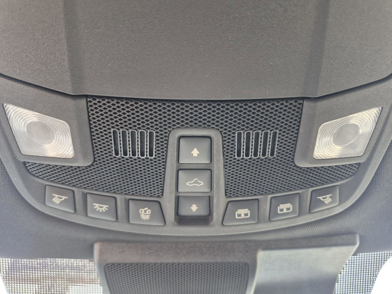 Certified 2020 Ford F250 Platinum w/ FX4 Off-Road Package image 13