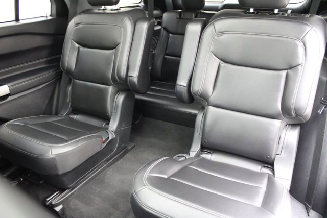 Certified 2023 Ford Explorer XLT w/ Equipment Group 202A image 20