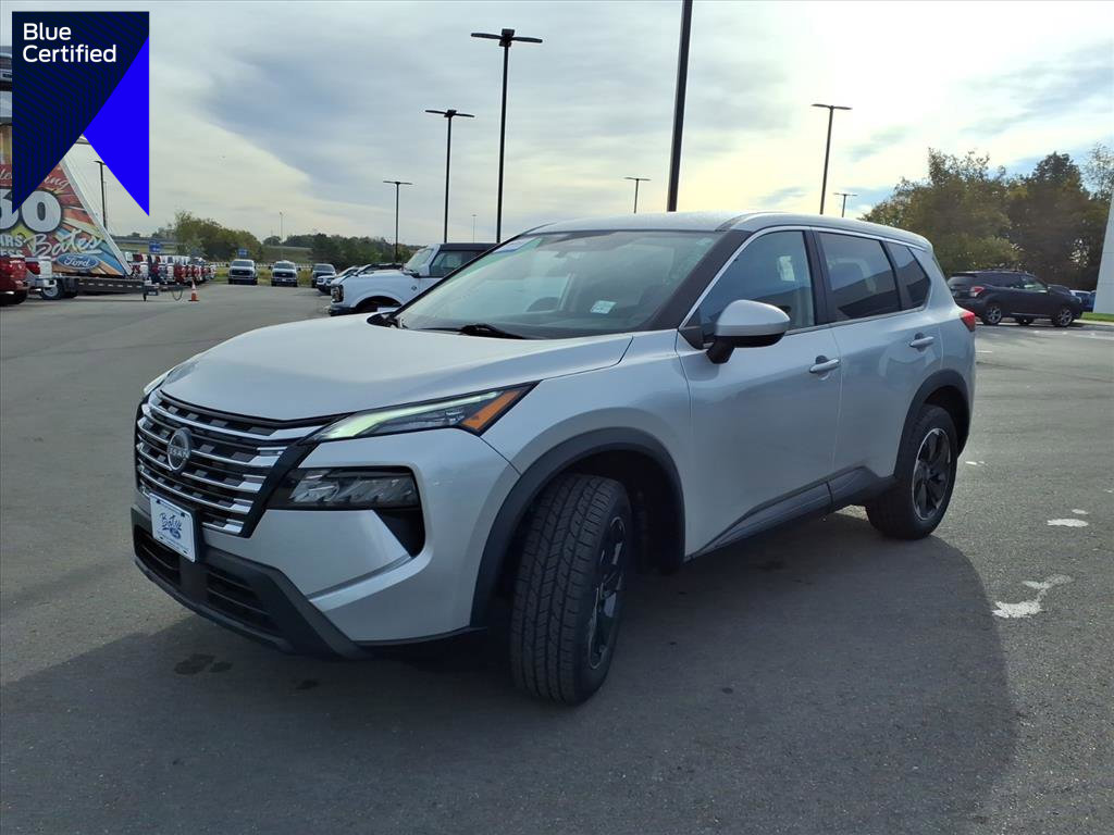 Used 2024 Nissan Rogue SV