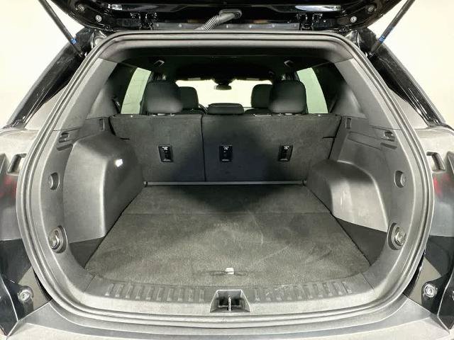 Used 2025 GMC Terrain Elevation AWD/4WD image 21