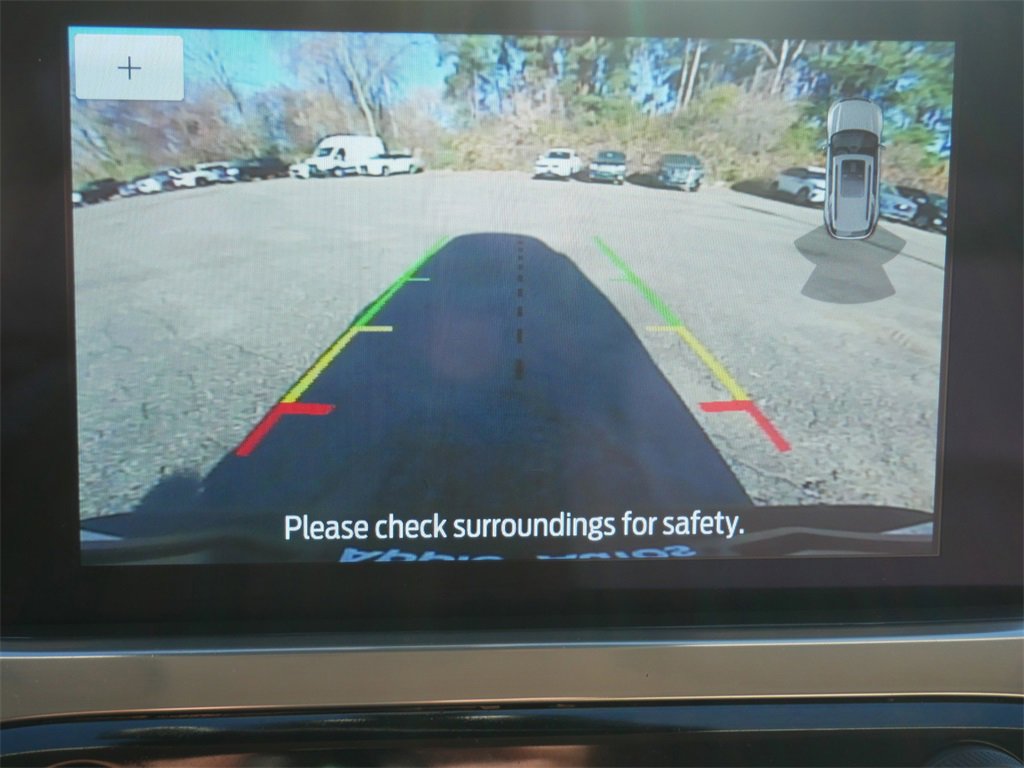 Certified 2022 Ford Escape Titanium image 25