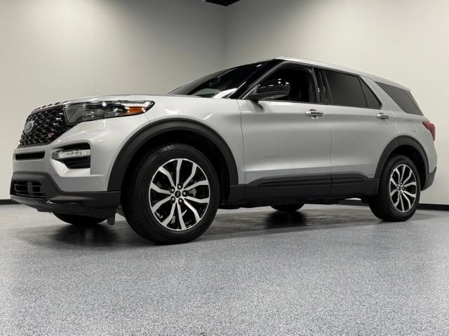 Certified 2022 Ford Explorer ST AWD/4WD image 5