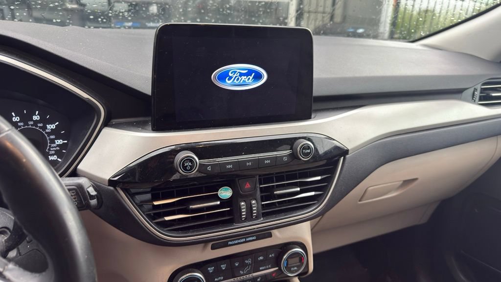 Certified 2021 Ford Escape SEL FWD image 12