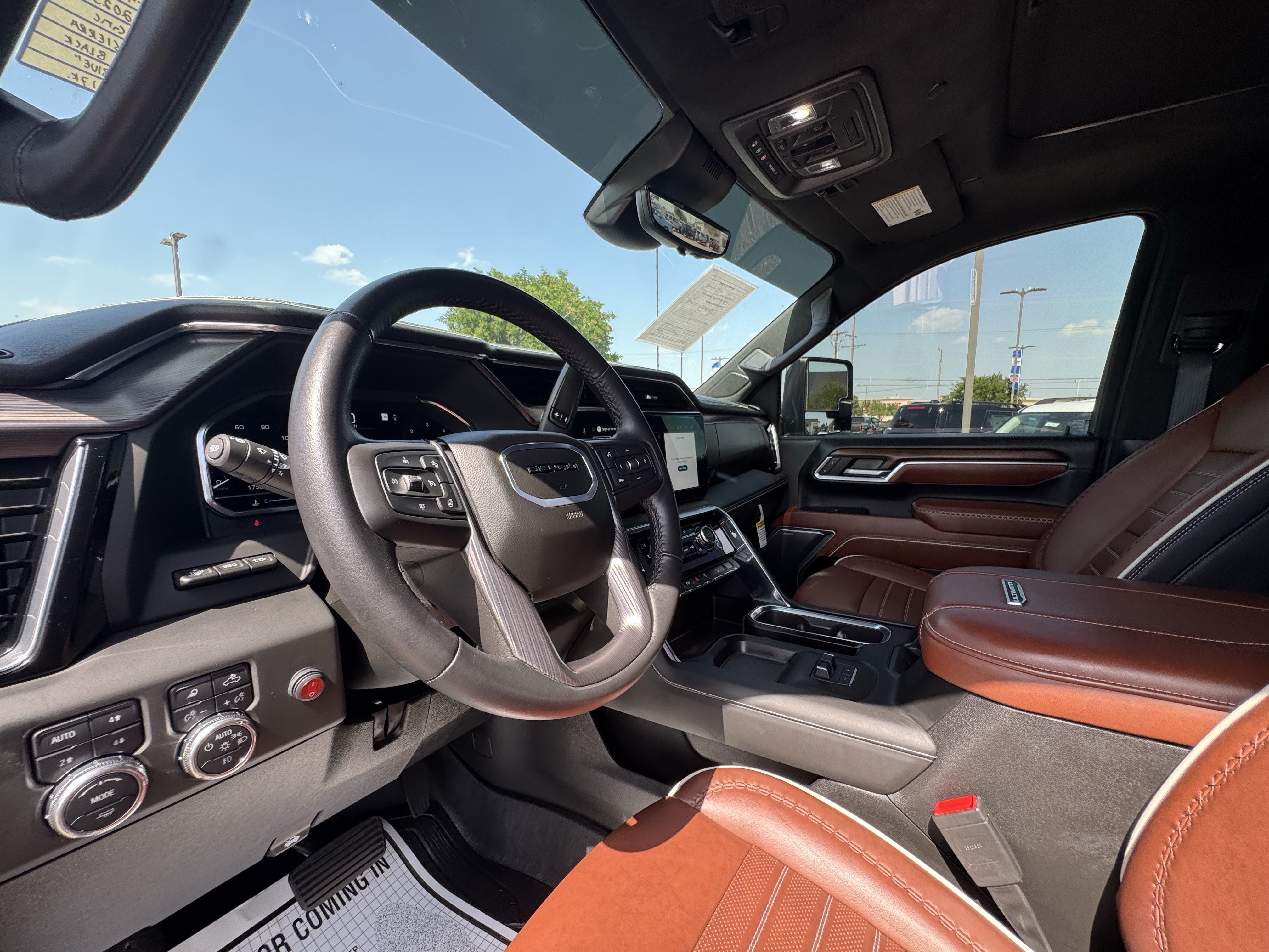Used 2025 GMC Sierra 2500 Denali Ultimate AWD/4WD image 21