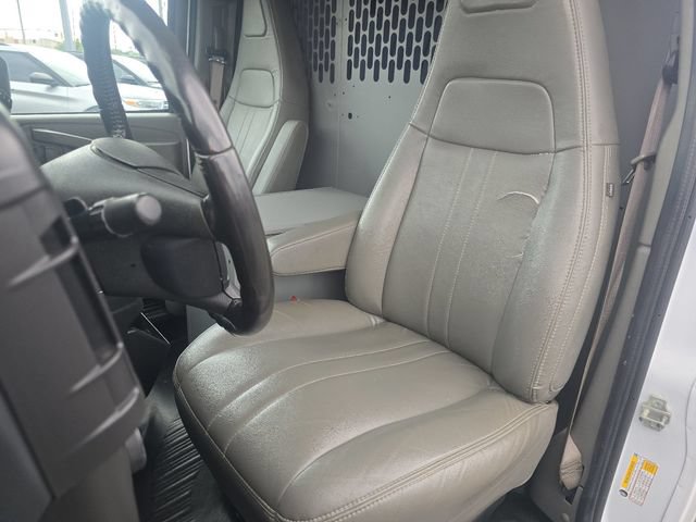 Used 2023 GMC Savana 3500 w/ Driver Convenience Package RWD image 19