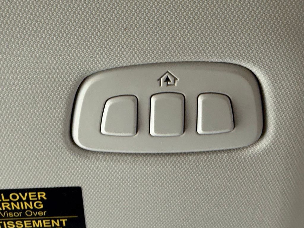 Certified 2024 Ford Escape Platinum image 34