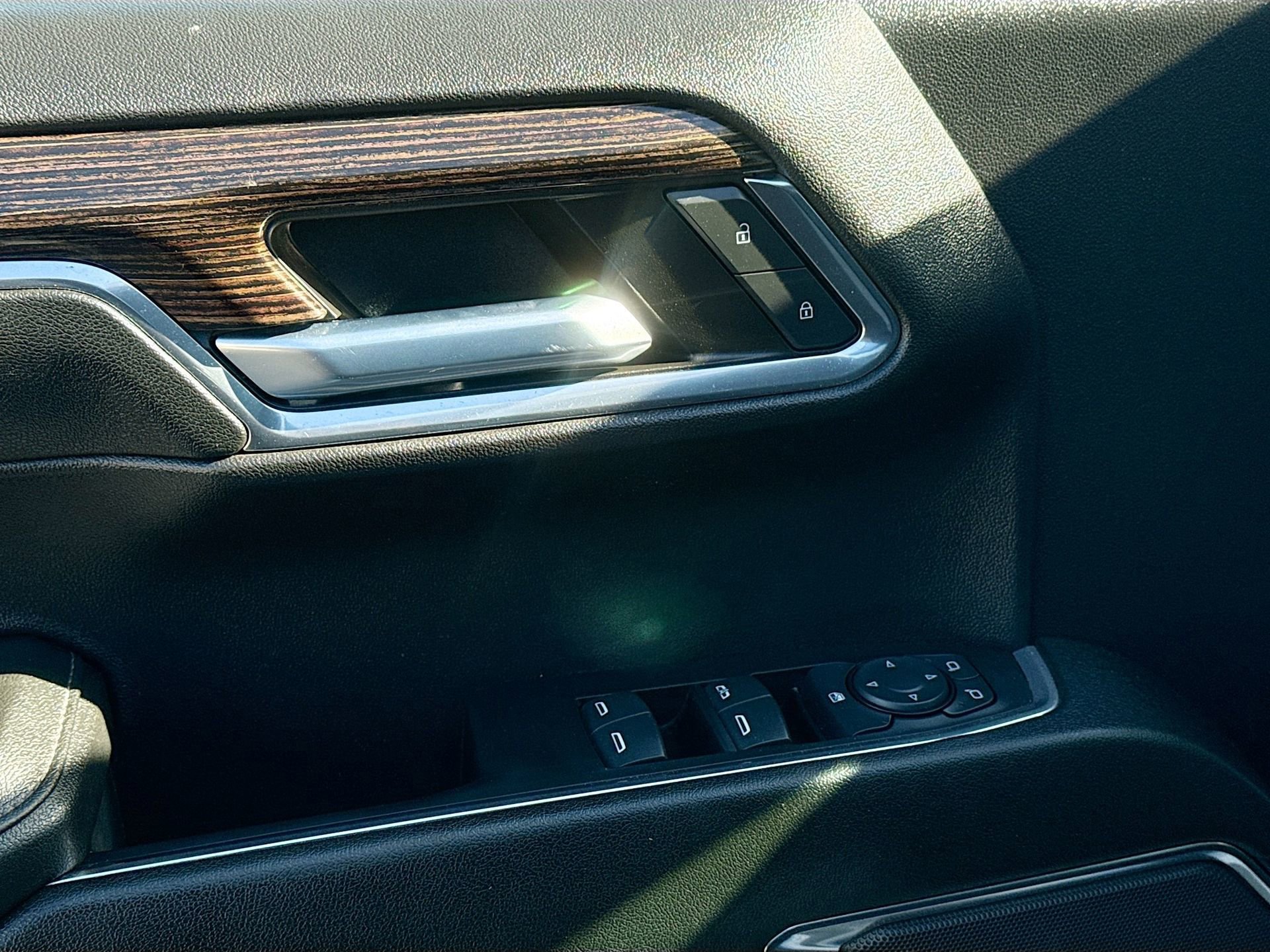 Used 2024 GMC Sierra 1500 Elevation w/ X31 Off-Road Package image 23