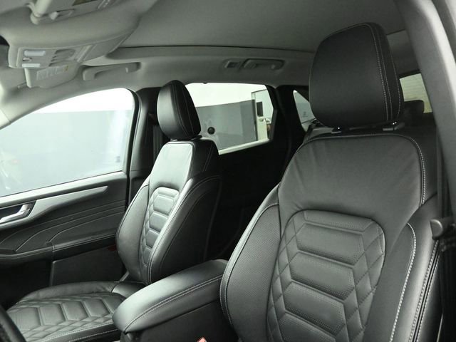 Certified 2024 Ford Escape SE w/ PHEV Premium Package image 26