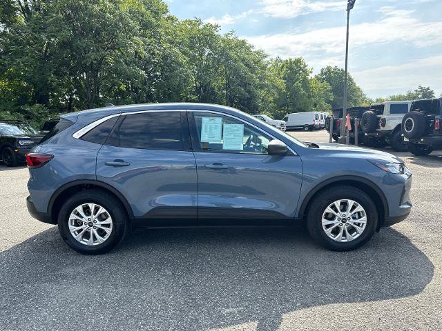 Certified 2023 Ford Escape Active w/ Tech Pack #1 AWD/4WD image 2