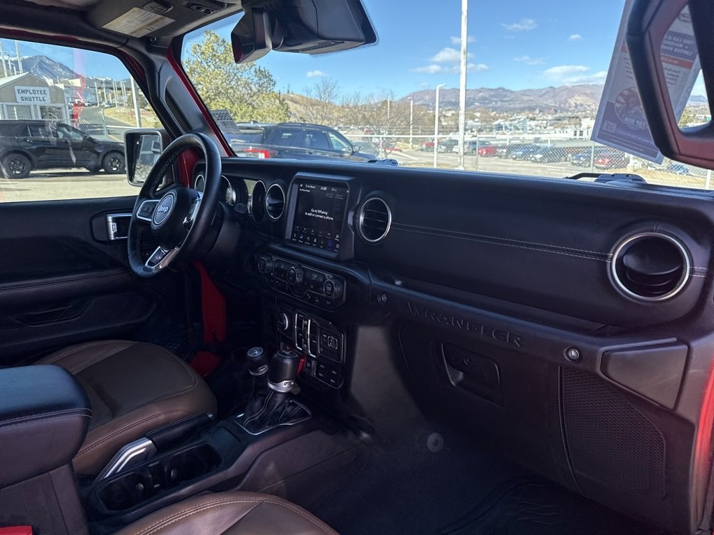 Used 2021 Jeep Wrangler Unlimited Rubicon 4xe w/ Dual Top Group image 32