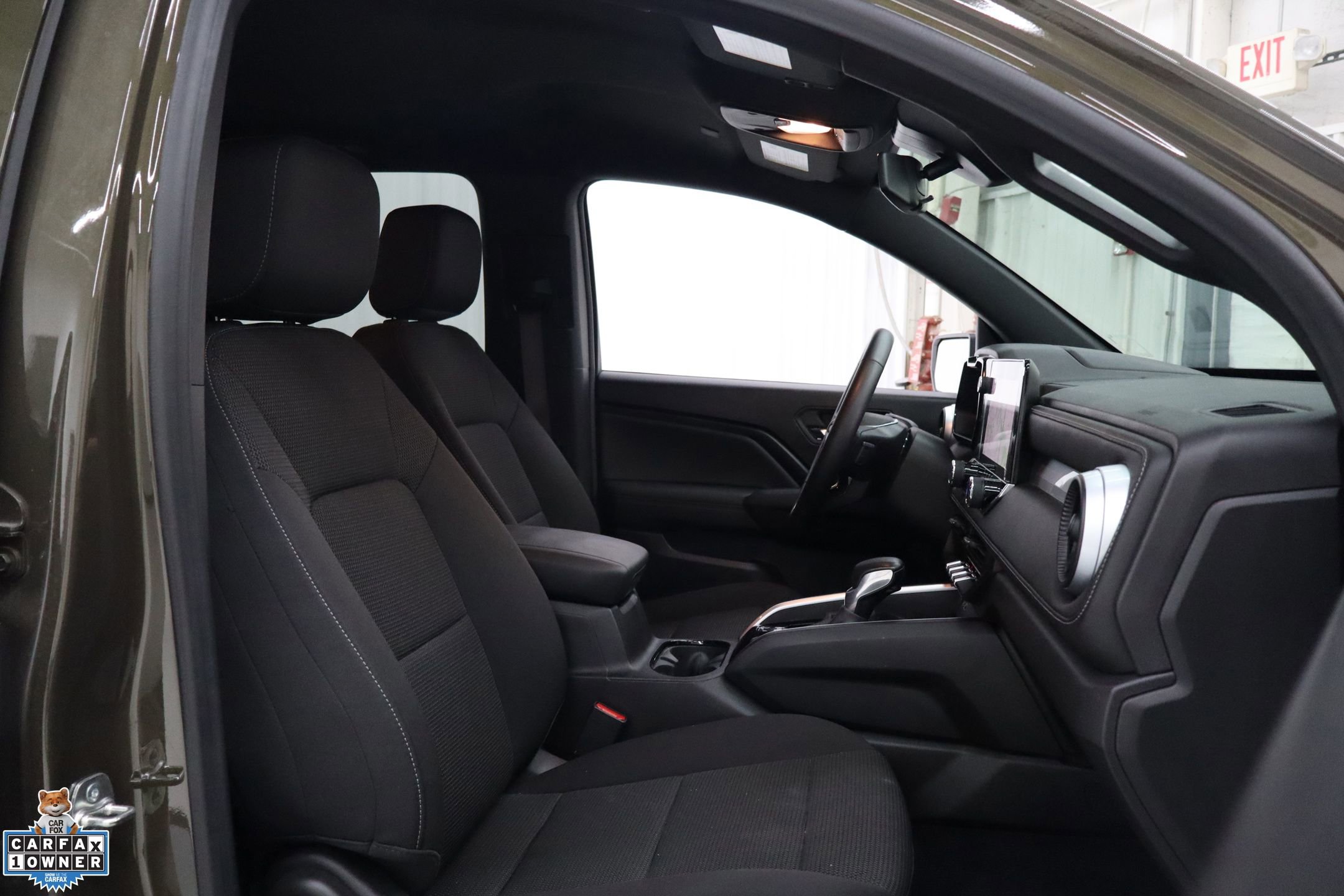 Used 2024 Chevrolet Colorado LT w/ LT Convenience Package image 30