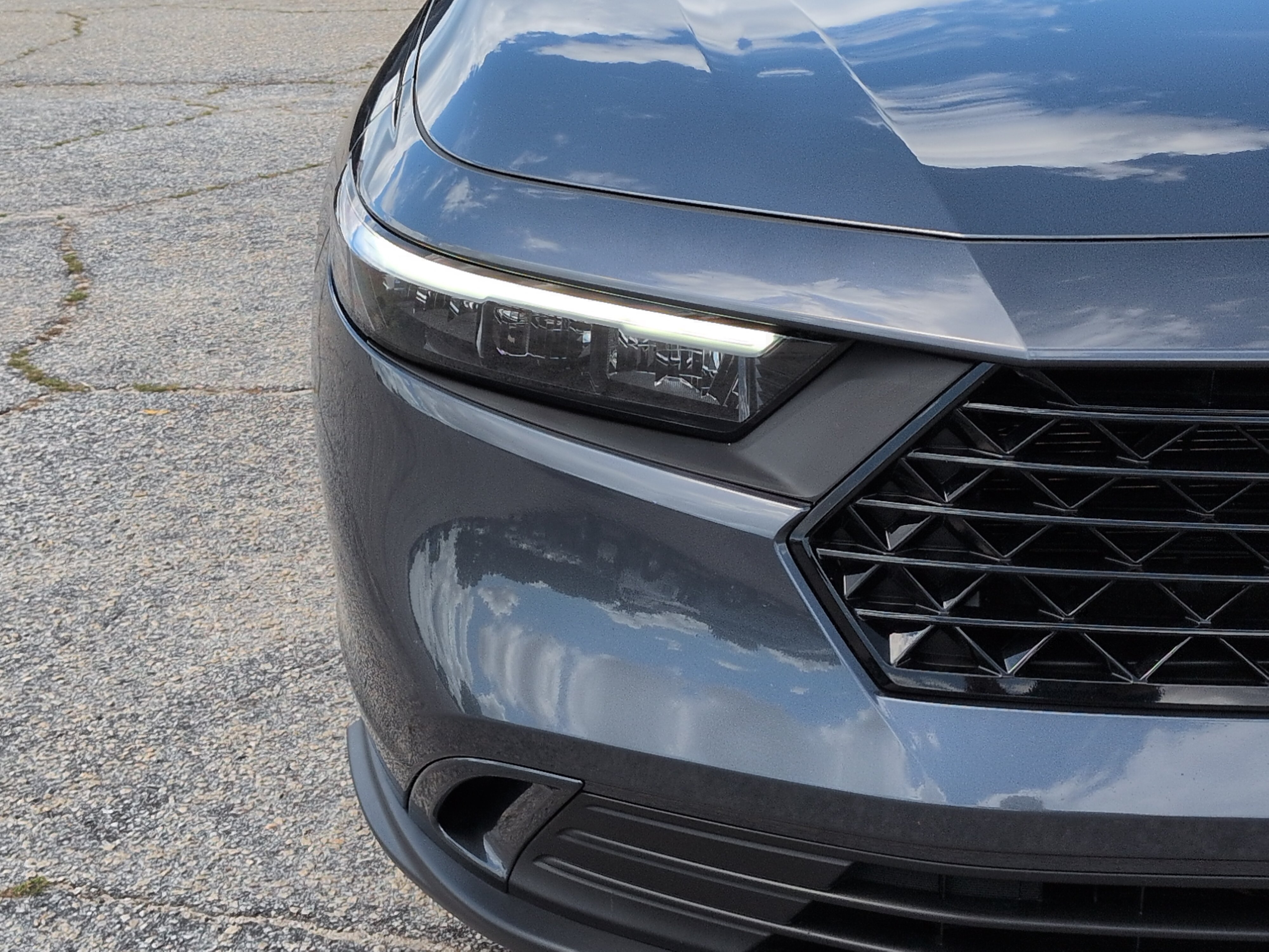 Used 2024 Honda Accord EX image 8