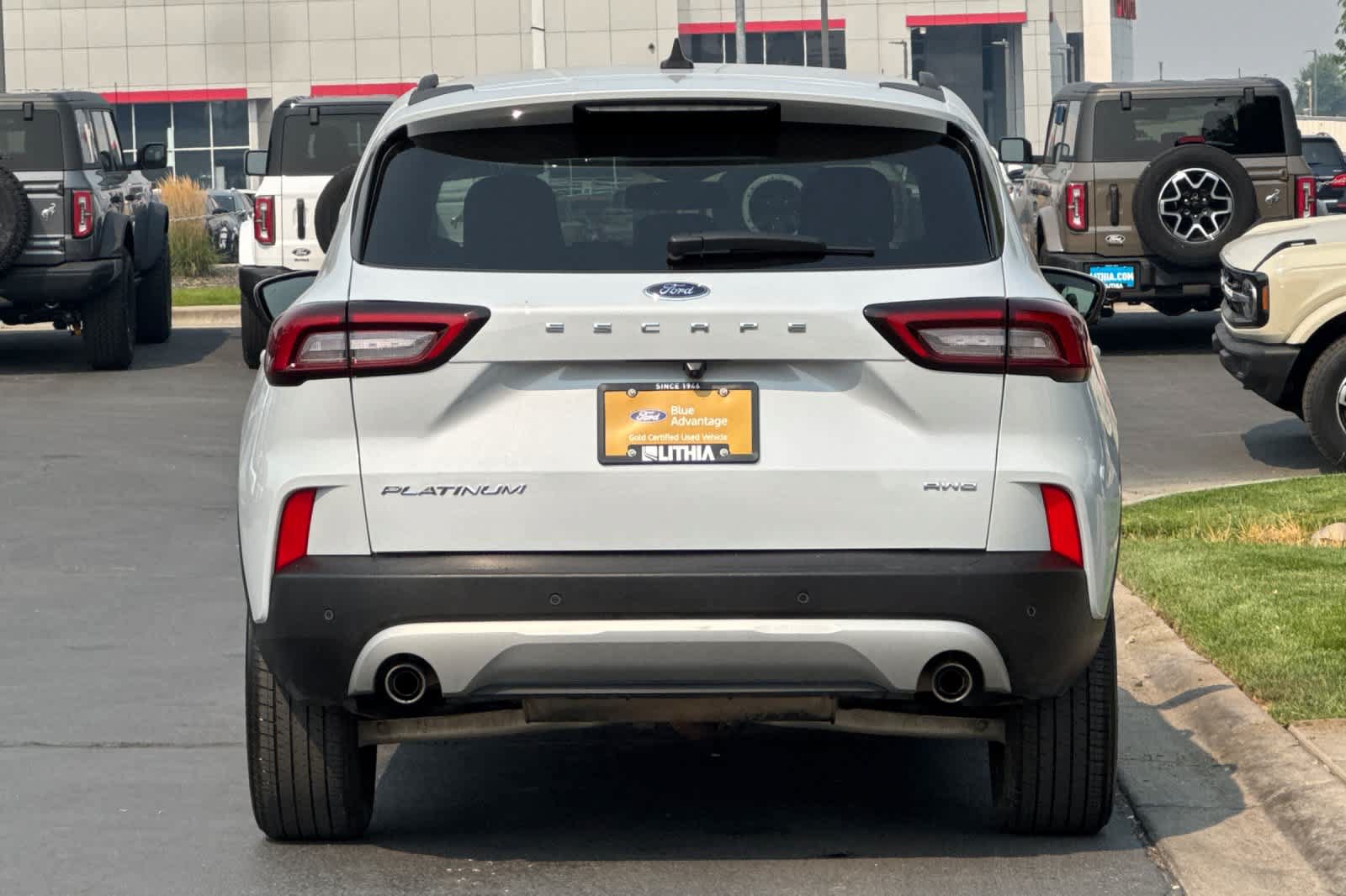 Certified 2025 Ford Escape Platinum AWD/4WD image 7