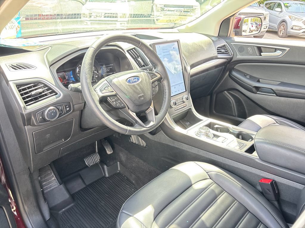 Certified 2024 Ford Edge SEL w/ Convenience Package AWD/4WD image 6