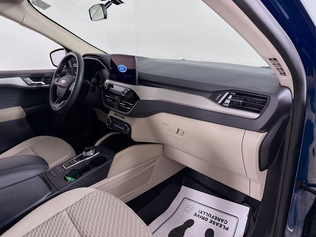 Certified 2020 Ford Escape SE image 28