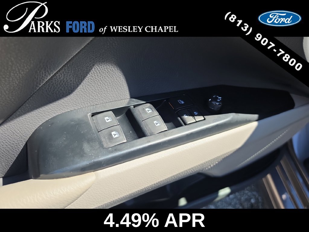 Used 2020 Toyota Camry SE FWD image 18