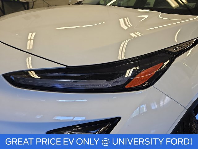 Used 2023 Chevrolet Bolt EUV LT w/ Convenience Package FWD image 29