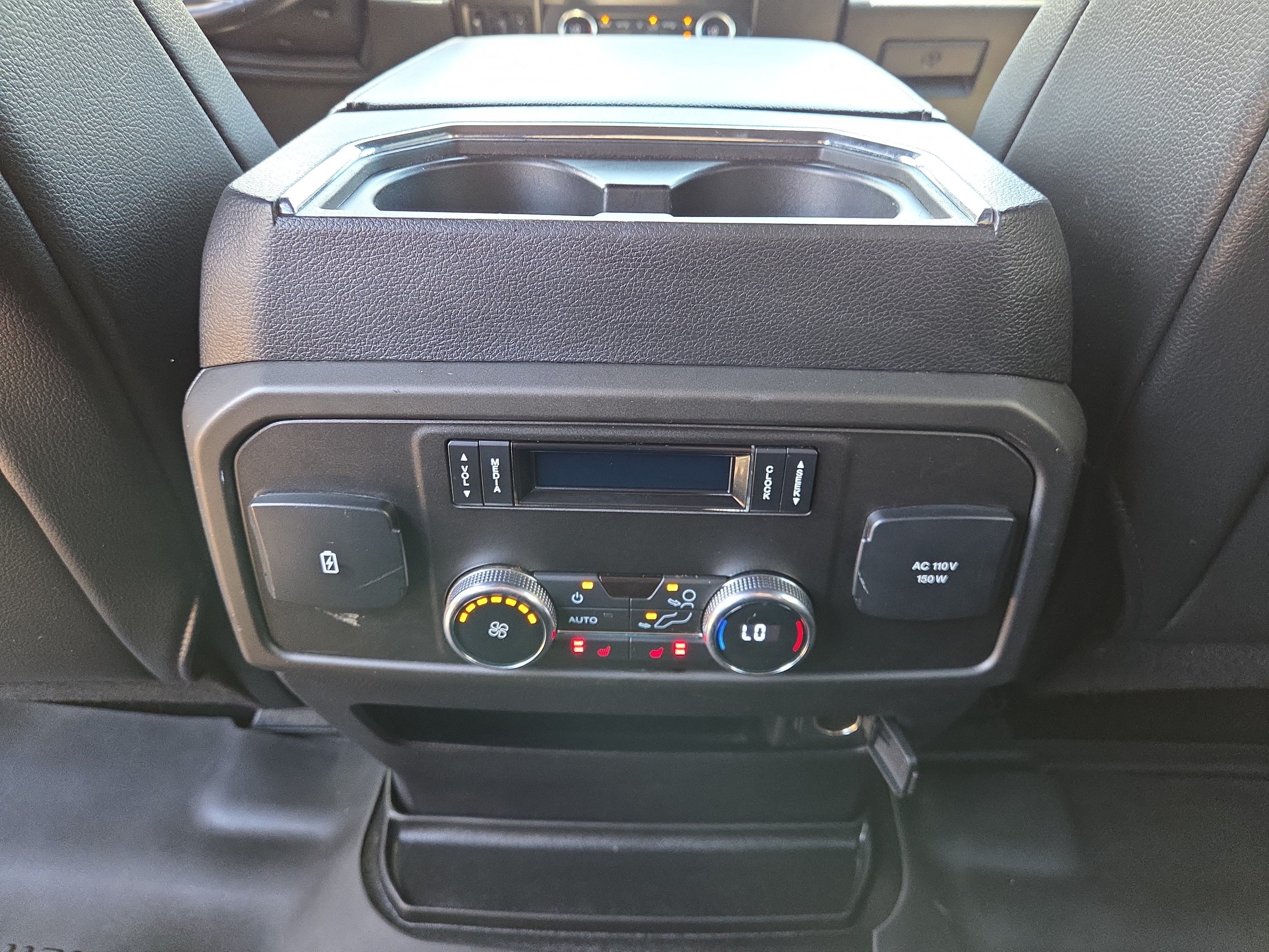 Certified 2018 Ford Expedition Limited w/ Equipment Group 301A RWD image 15