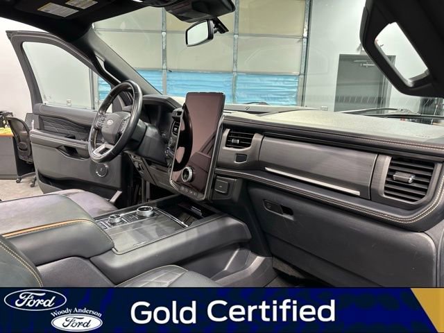 Certified 2023 Ford Expedition Max Platinum image 32