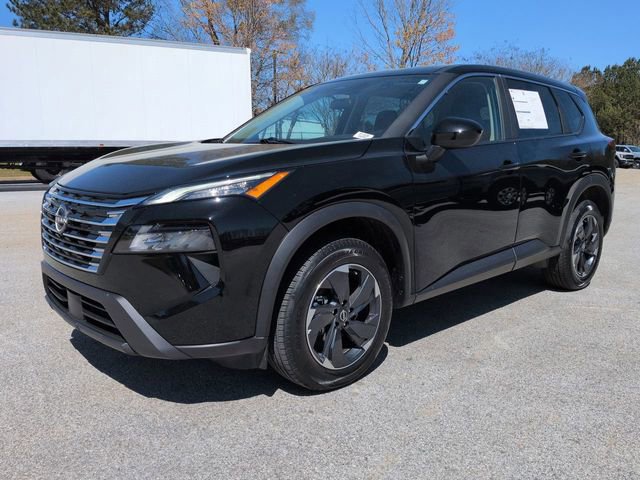 Used 2025 Nissan Rogue SV image 2