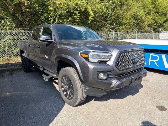 Used 2023 Toyota Tacoma Limited w/ Nightshade Package AWD/4WD image 4