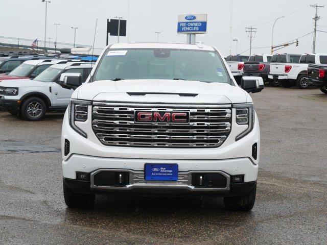 Used 2023 GMC Sierra 1500 Denali w/ Technology Package AWD/4WD image 9