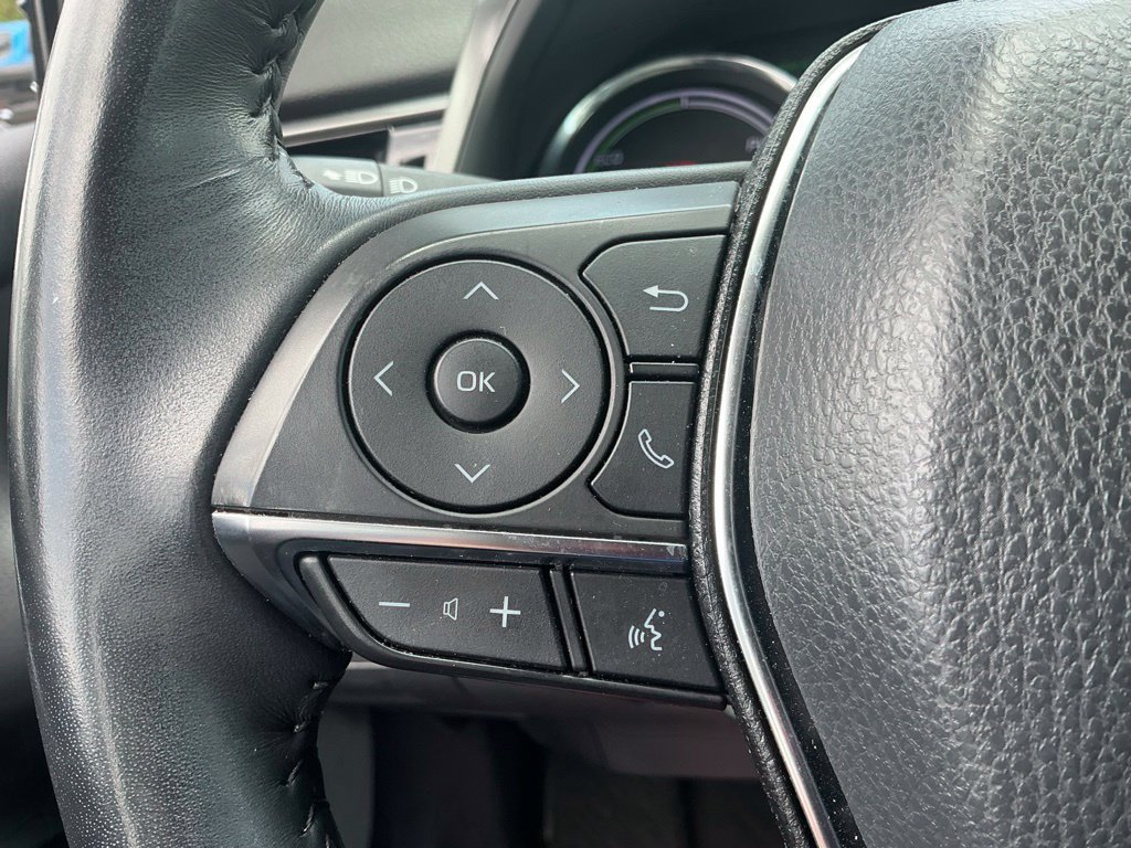 Used 2020 Toyota Camry XLE FWD image 33