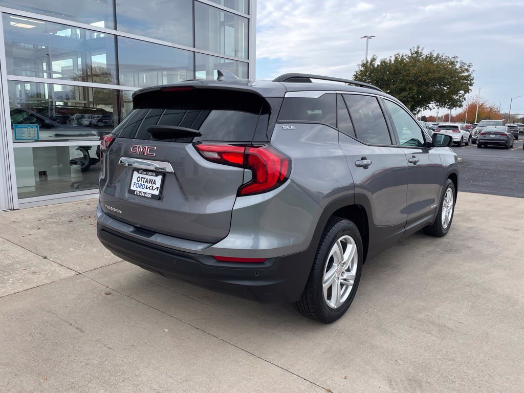 Used 2019 GMC Terrain SLE w/ Driver Convenience Package FWD image 5