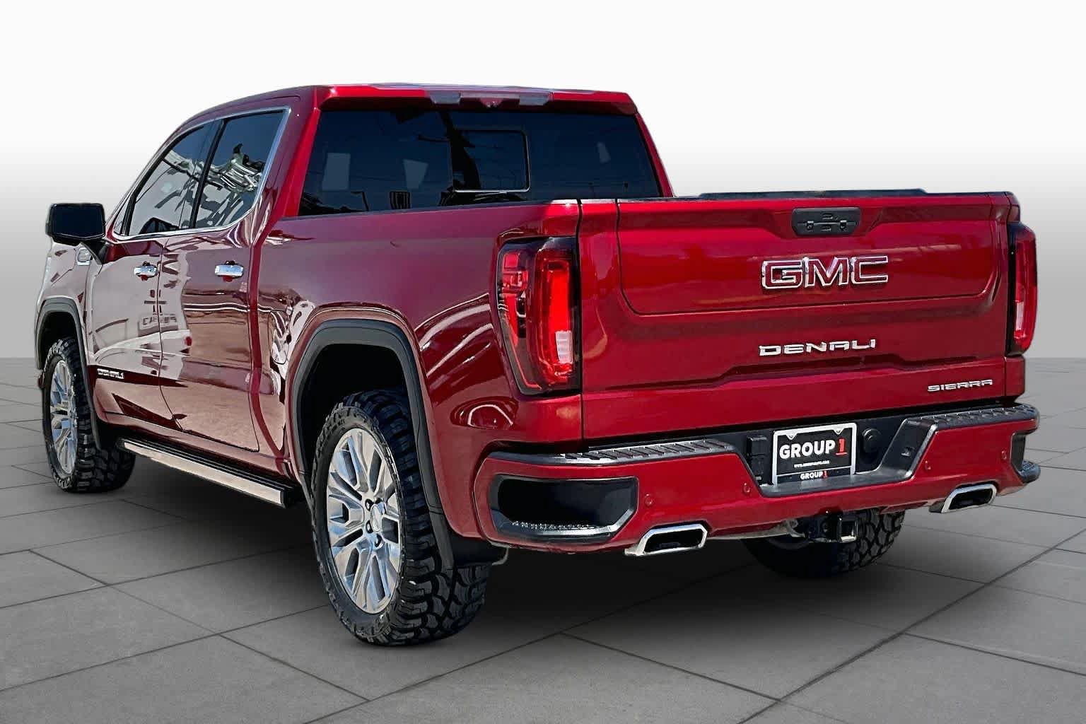 Used 2022 GMC Sierra 1500 Denali w/ Denali Reserve Package AWD/4WD image 11