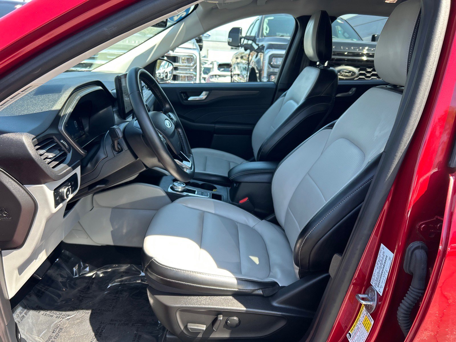 Certified 2023 Ford Escape Platinum image 8