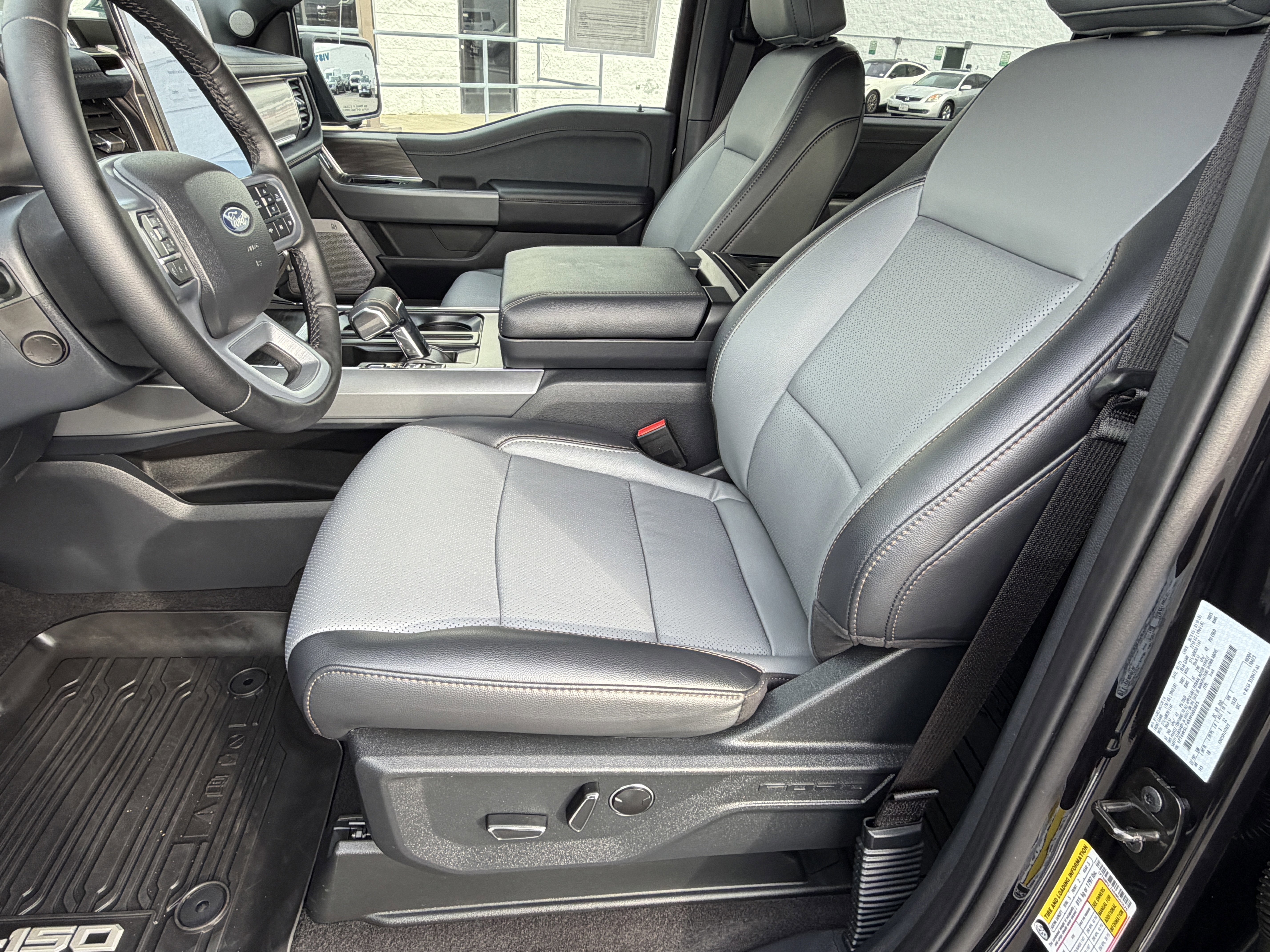 Certified 2025 Ford F150 Lightning Lariat AWD/4WD image 13