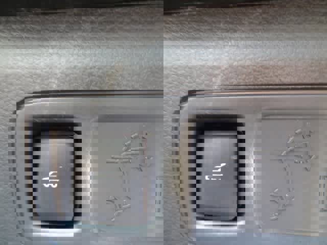 Certified 2023 Ford Expedition XLT image 12