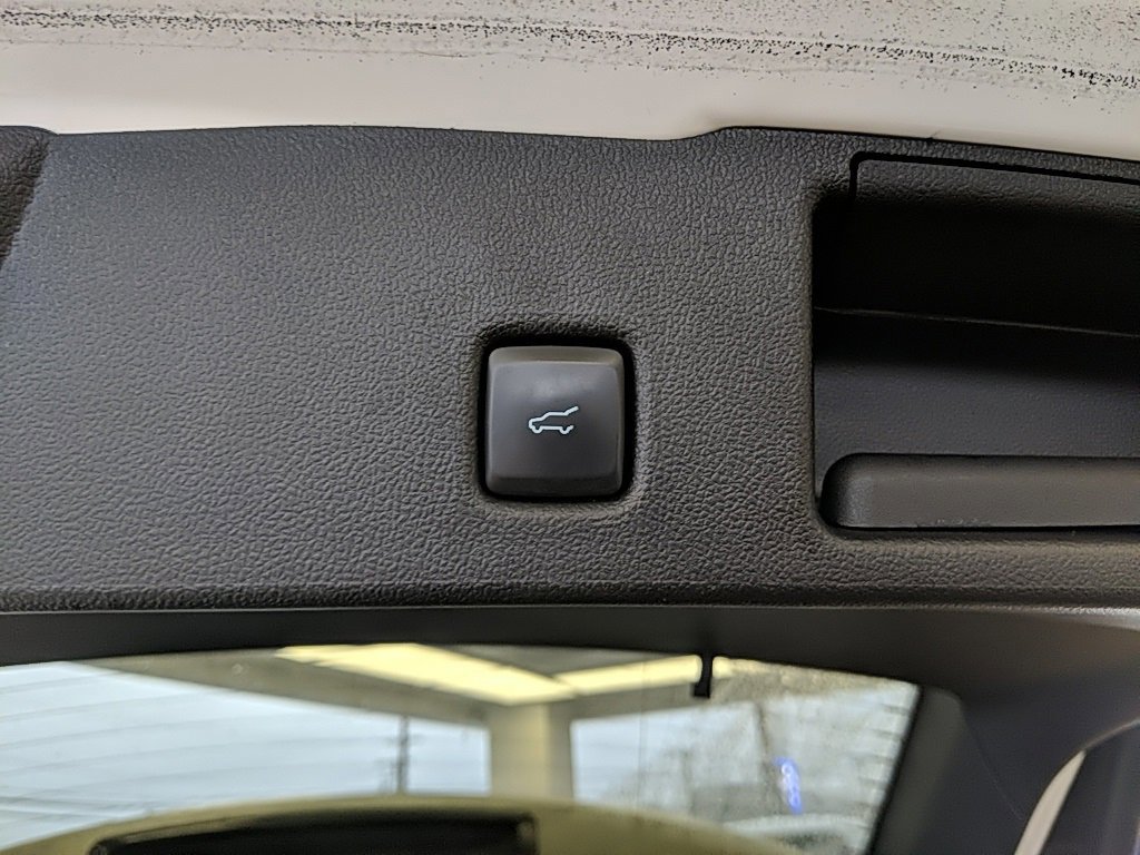 Certified 2022 Ford Escape Titanium w/ Class II Trailer Tow Package image 10