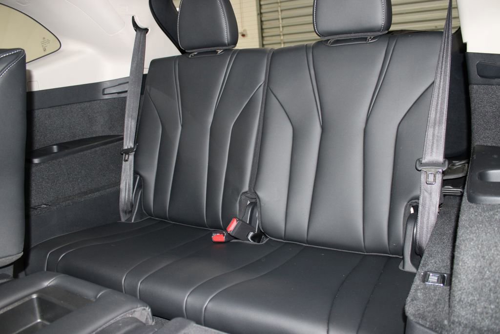 Used 2023 Acura MDX SH-AWD w/ Technology Package image 25