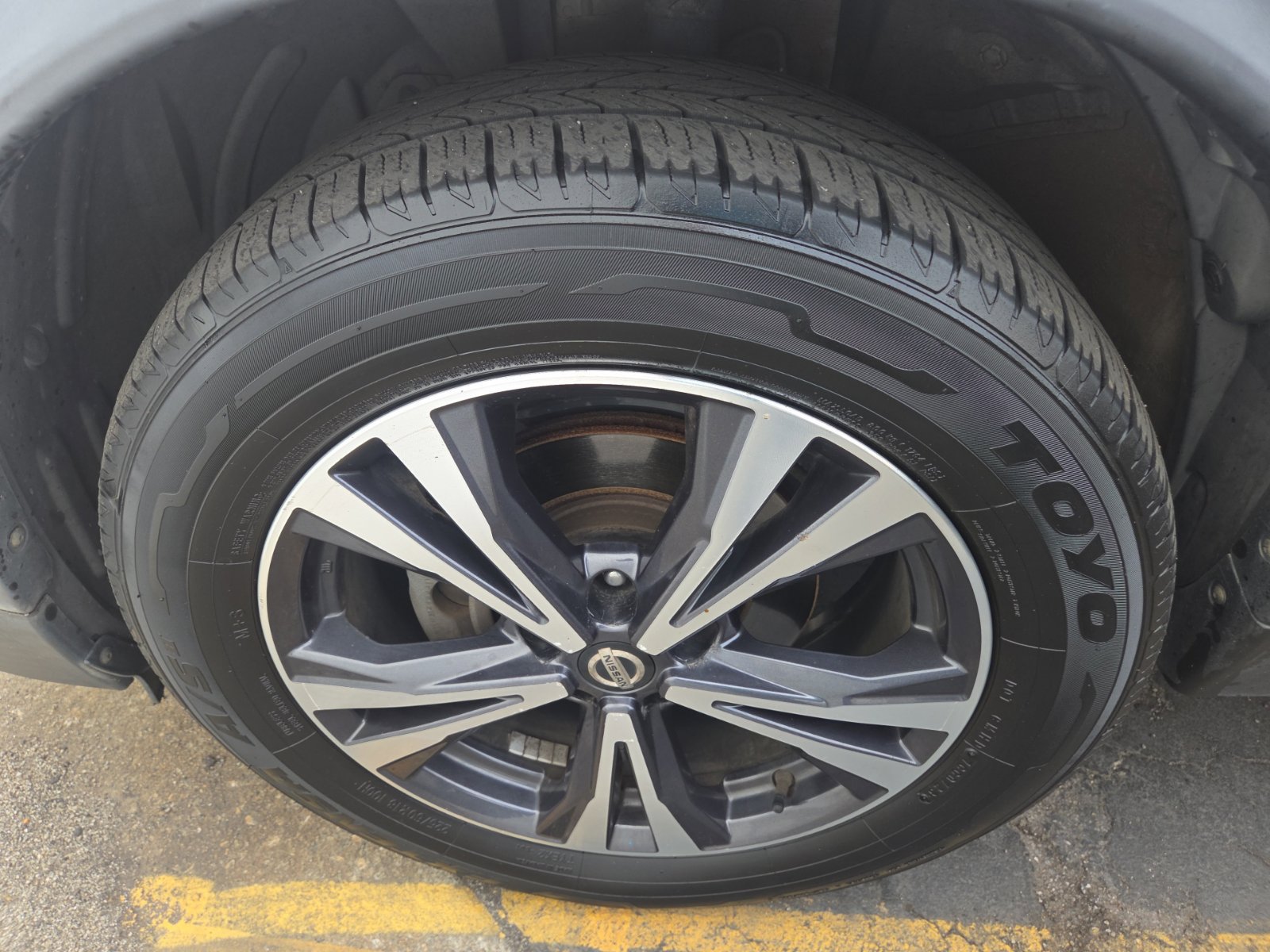Used 2018 Nissan Rogue SL AWD/4WD image 13