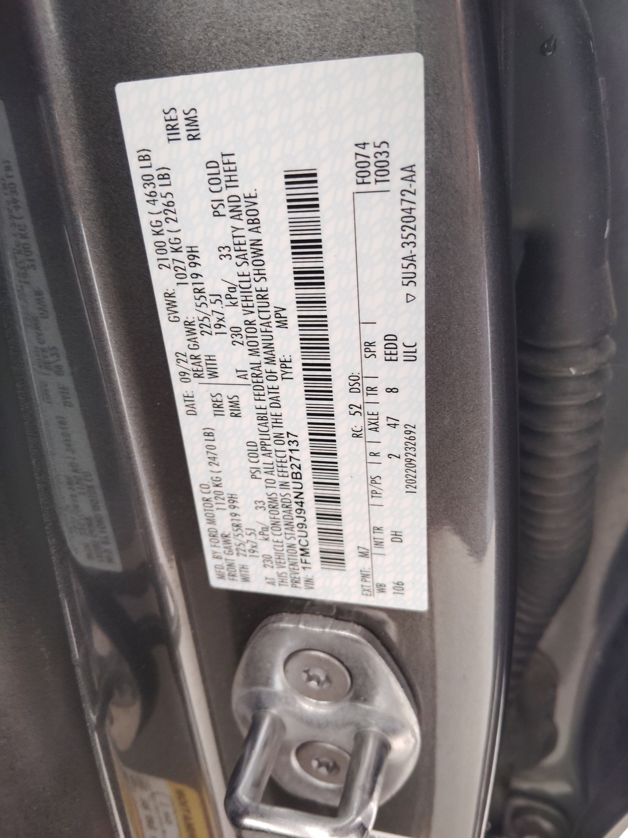 Certified 2022 Ford Escape Titanium w/ Titanium Elite Package image 26