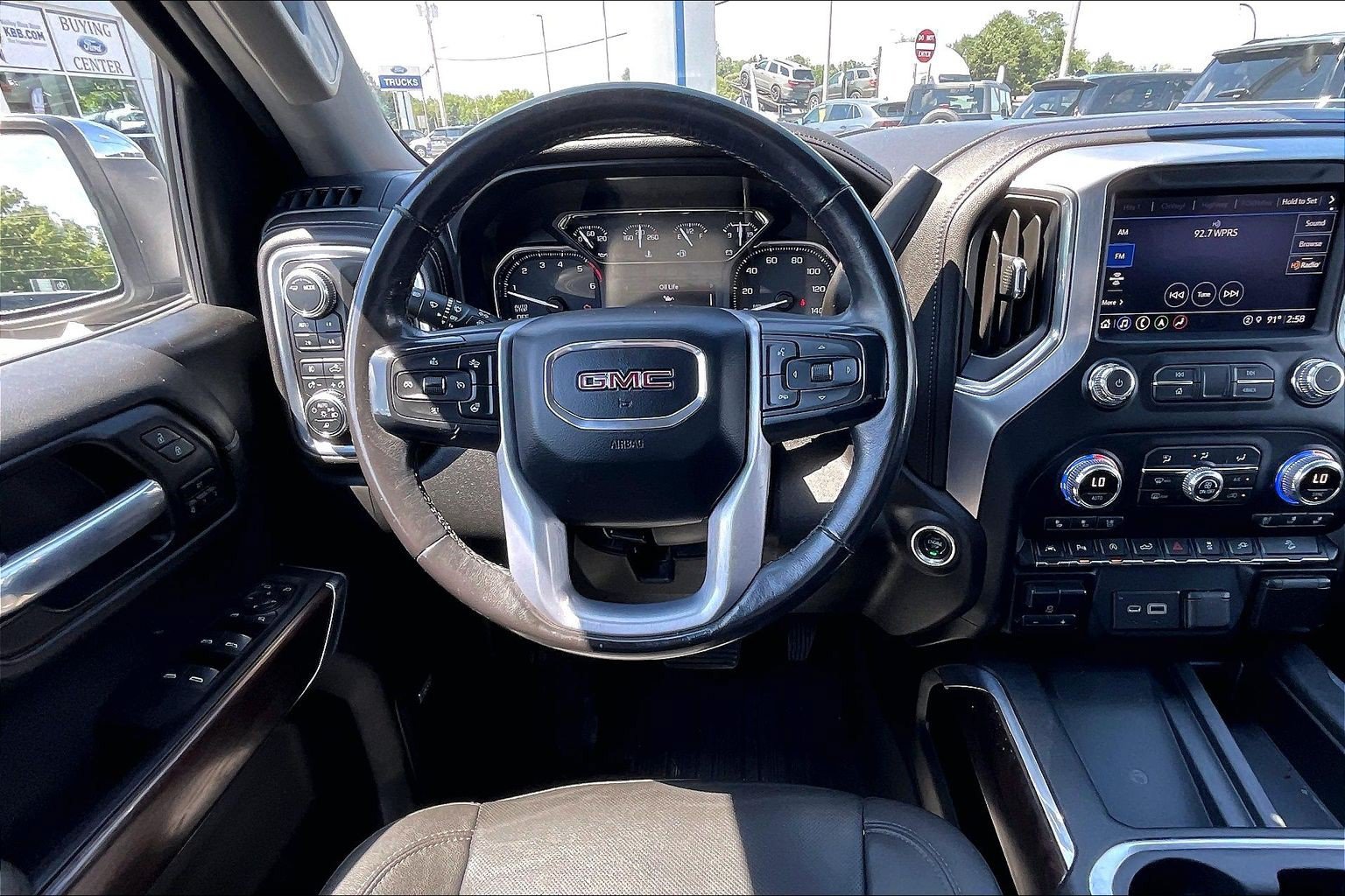 Used 2021 GMC Sierra 1500 SLT w/ SLT Premium Plus Package AWD/4WD image 5