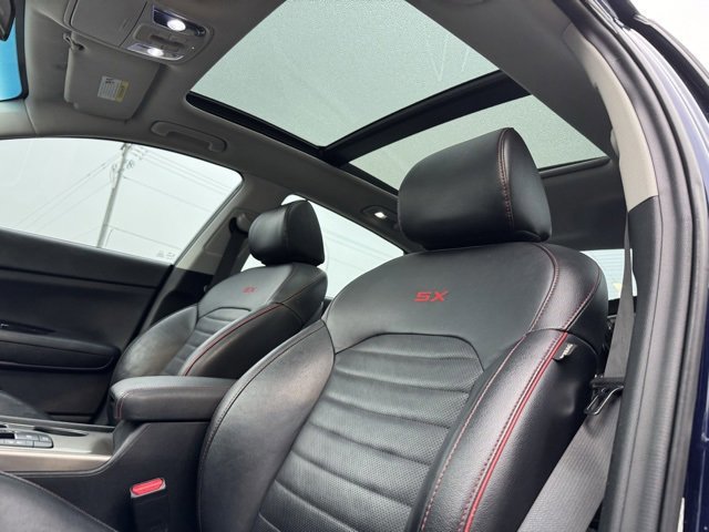 Used 2020 Kia Optima SX image 11