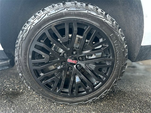 Used 2021 GMC Yukon SLT image 10