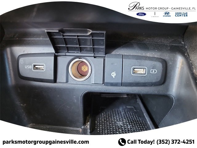 Used 2022 Hyundai Santa Cruz SEL Premium image 21