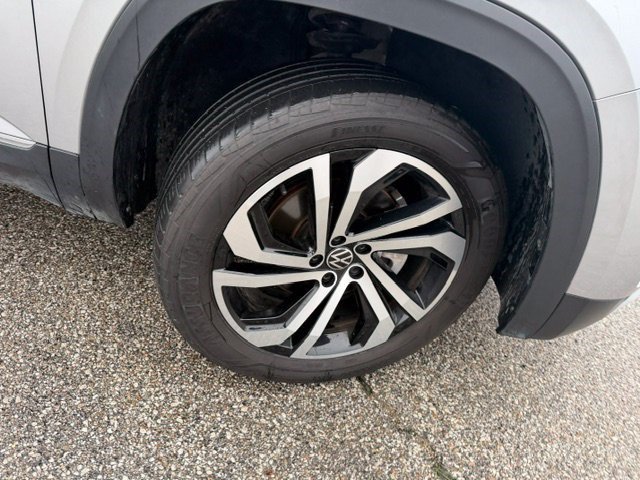 Used 2023 Volkswagen Atlas SEL AWD/4WD image 42