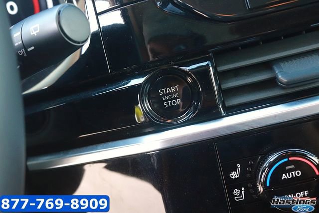 Used 2025 Nissan Pathfinder Platinum image 24