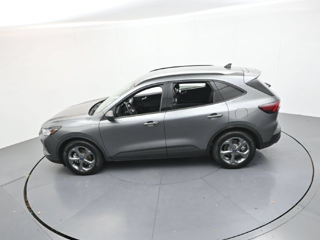 Certified 2025 Ford Escape ST-Line FWD image 41