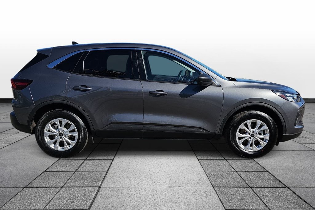 Certified 2023 Ford Escape Active AWD/4WD image 4