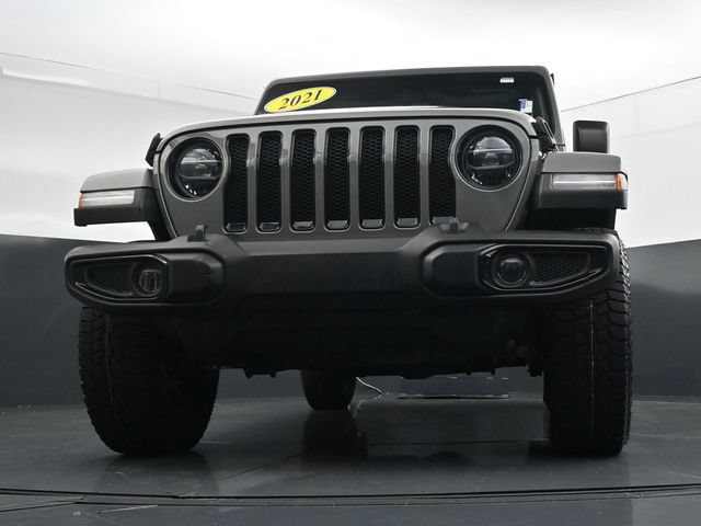 Used 2021 Jeep Wrangler Unlimited Sahara AWD/4WD image 32