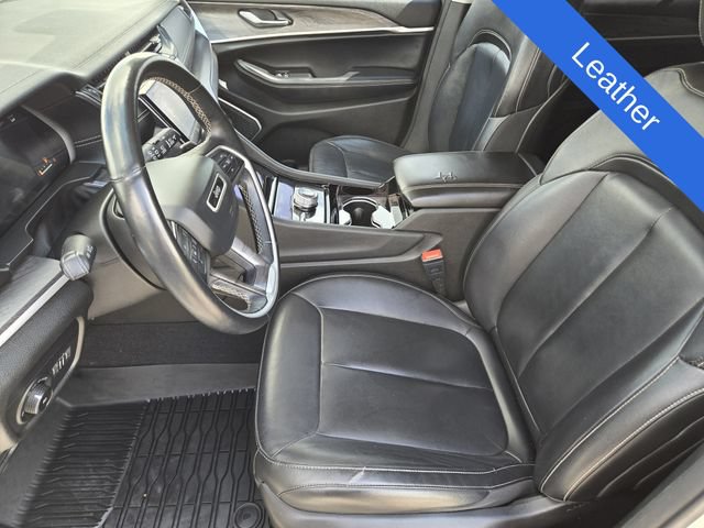Used 2021 Jeep Grand Cherokee L Limited AWD/4WD image 12
