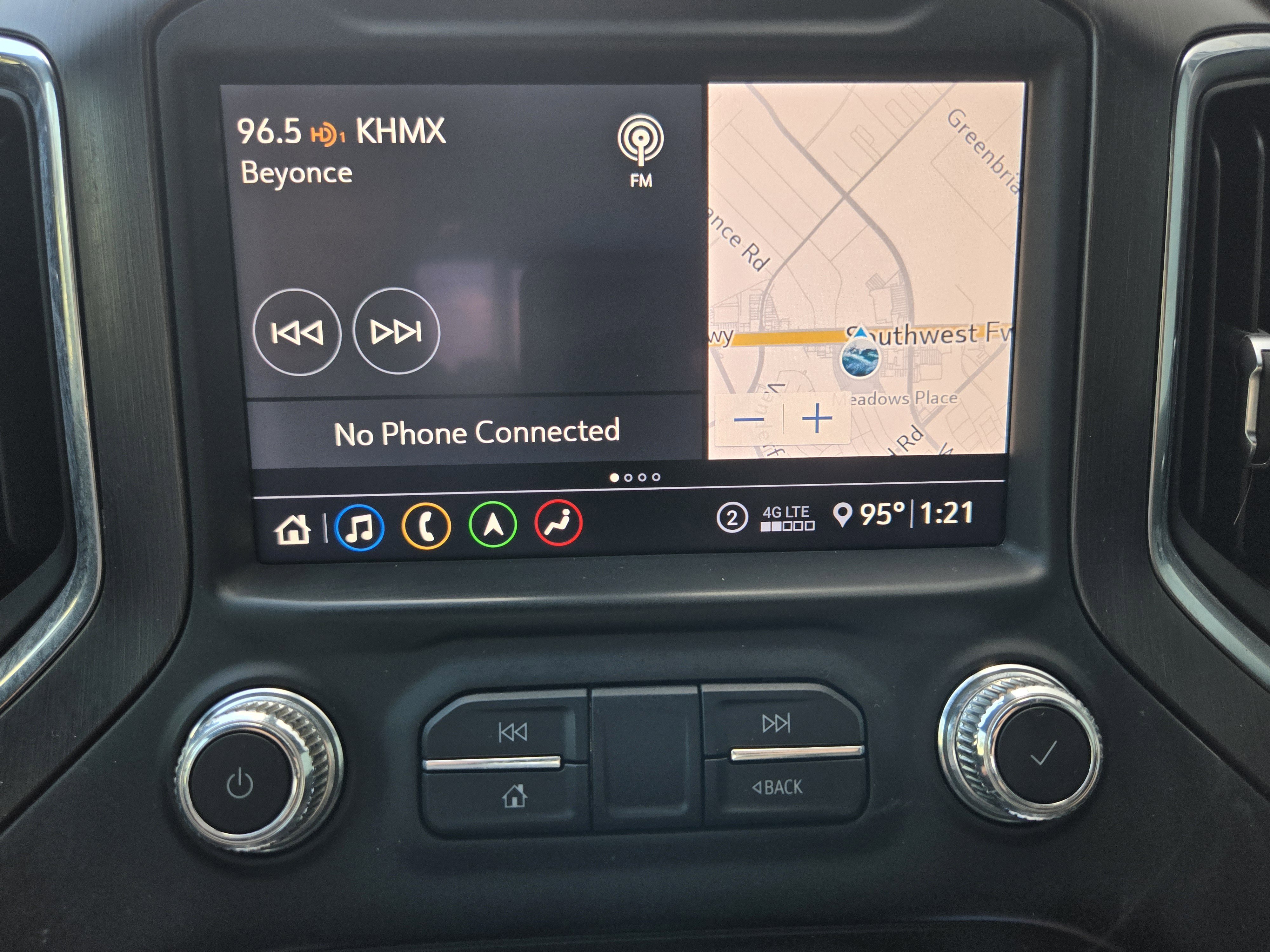 Used 2020 GMC Sierra 1500 AT4 w/ AT4 Premium Package image 12